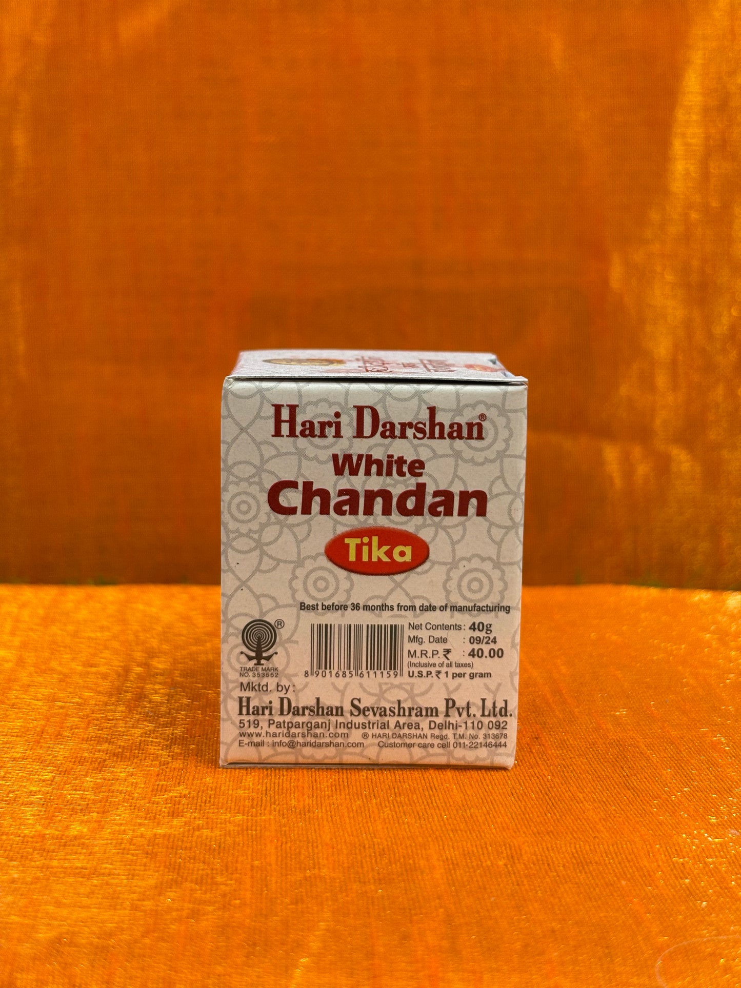 White Chandan Tika β Hari Darshan 40g | Pure Sandalwood Tilak Paste for Pooja & Daily Devotion
