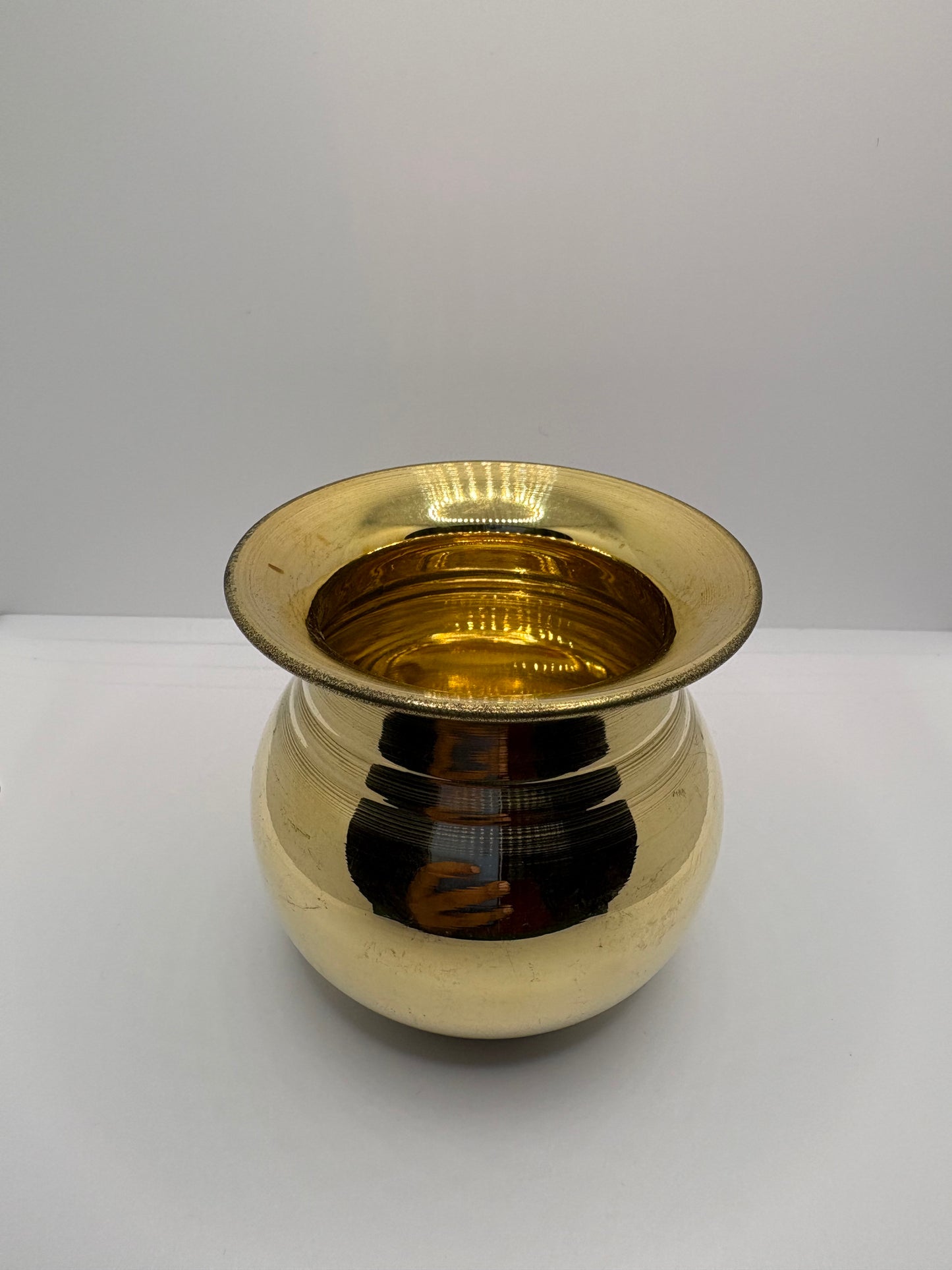 Brass (Petal) Lota - Medium