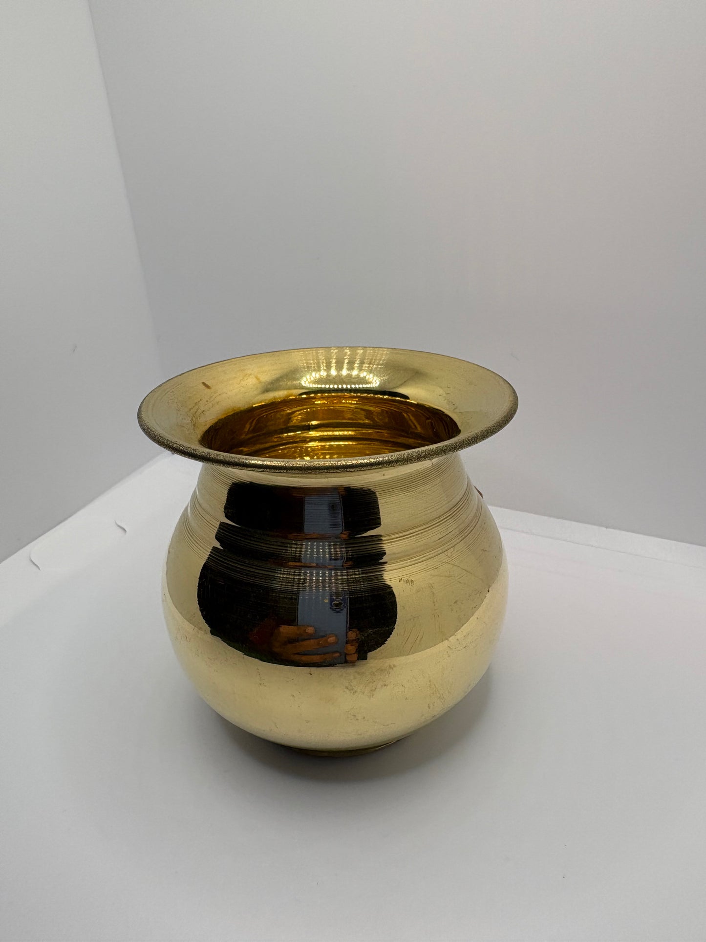 Brass (Petal) Lota - Medium