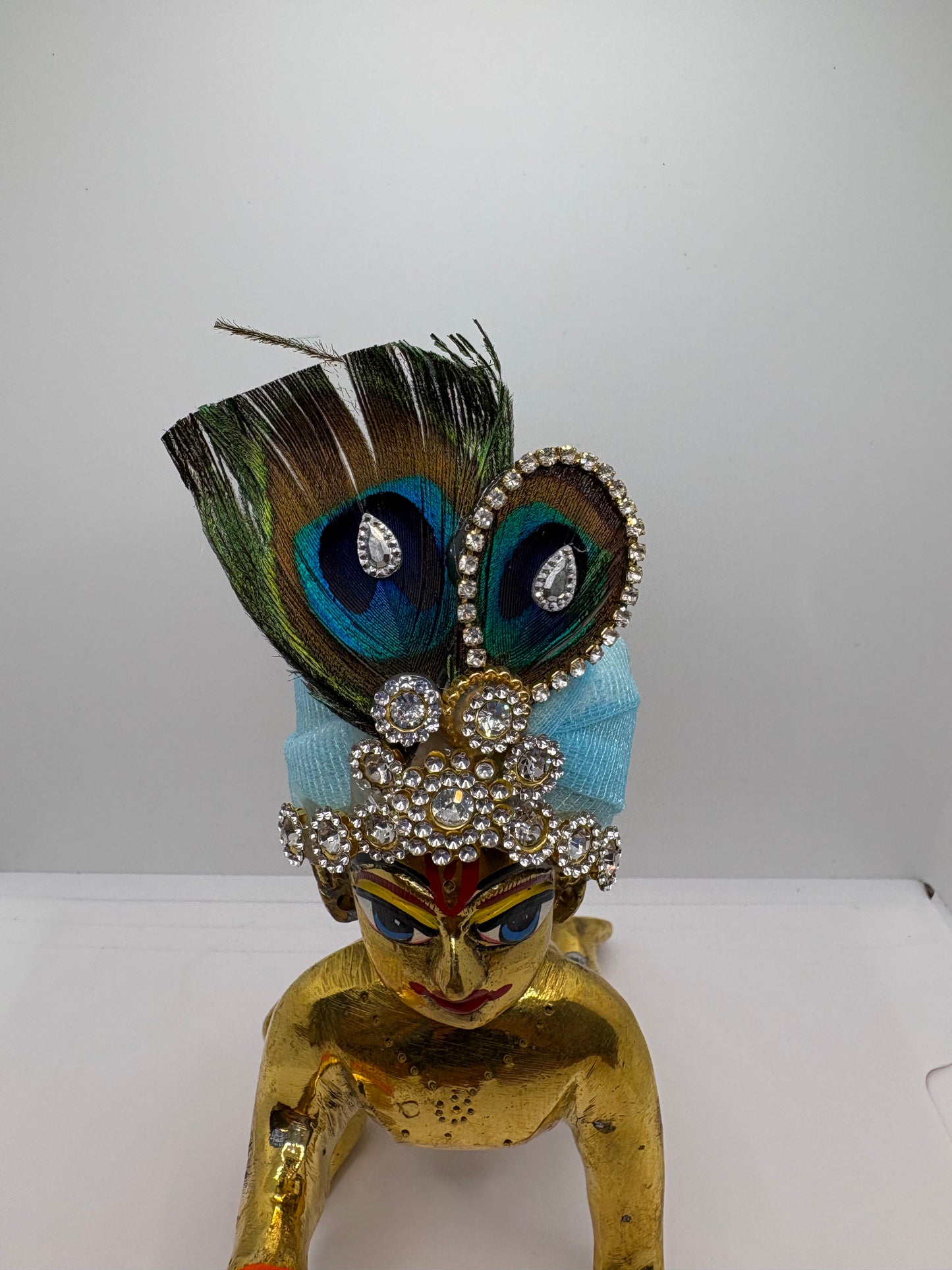 Beautiful Stone Peacock Feather Decorated Mukut