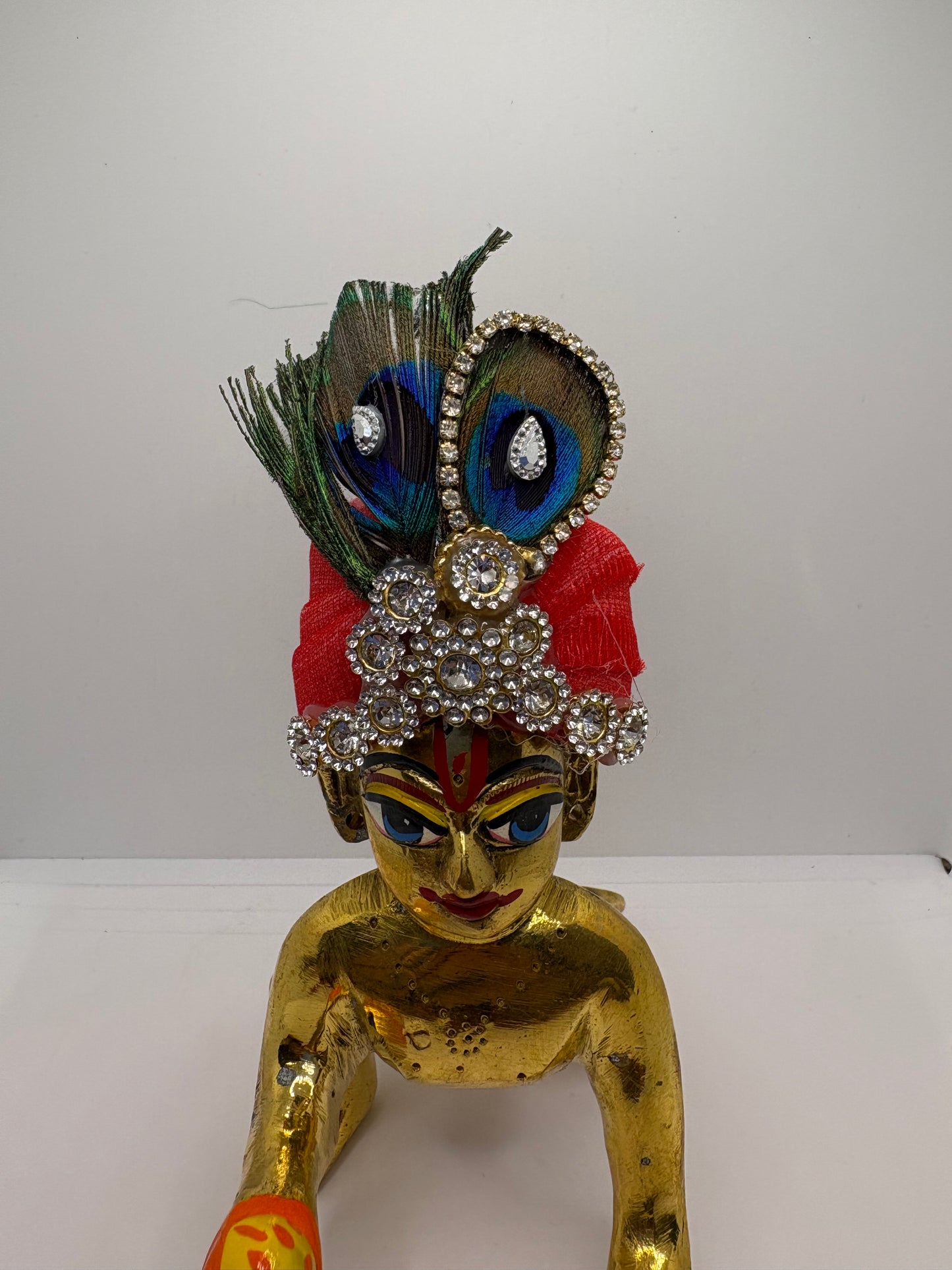 Beautiful Stone Peacock Feather Decorated Mukut