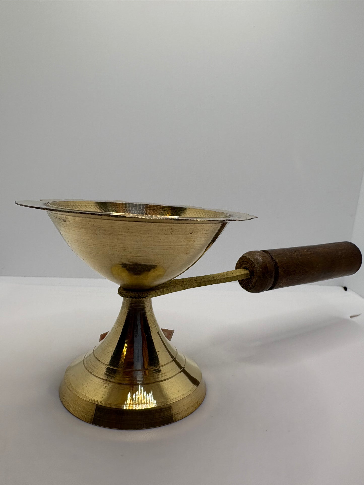 Kapur Dani - Petal (Brass)