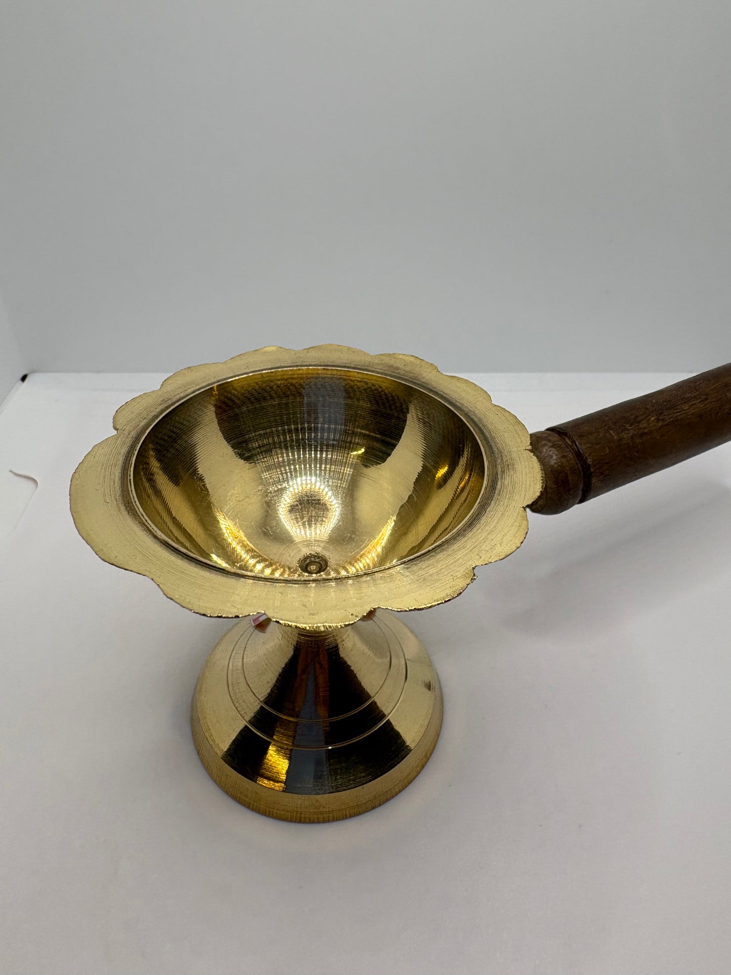 Kapur Dani - Petal (Brass)