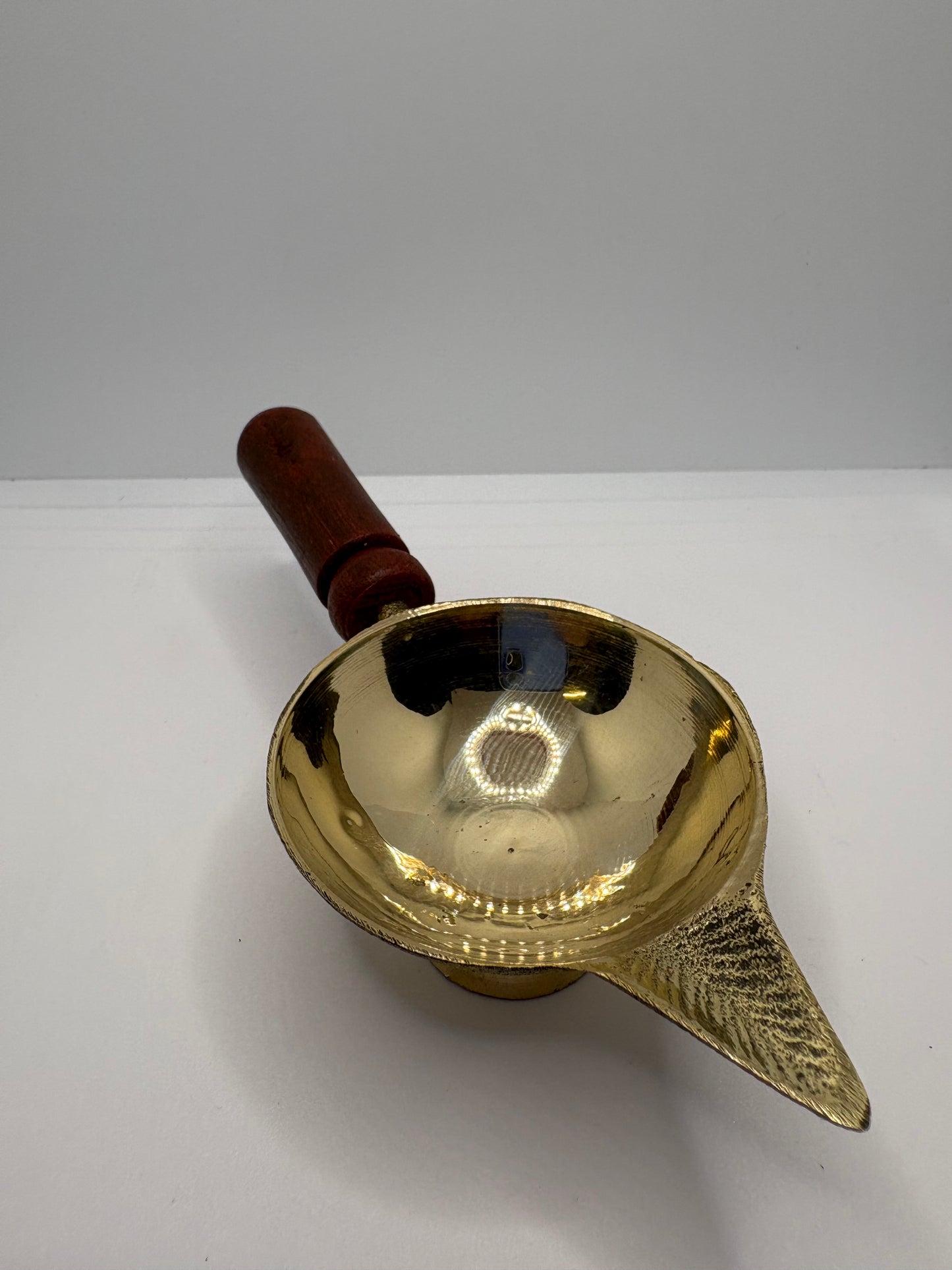 Kapur Dani - Petal (Brass)