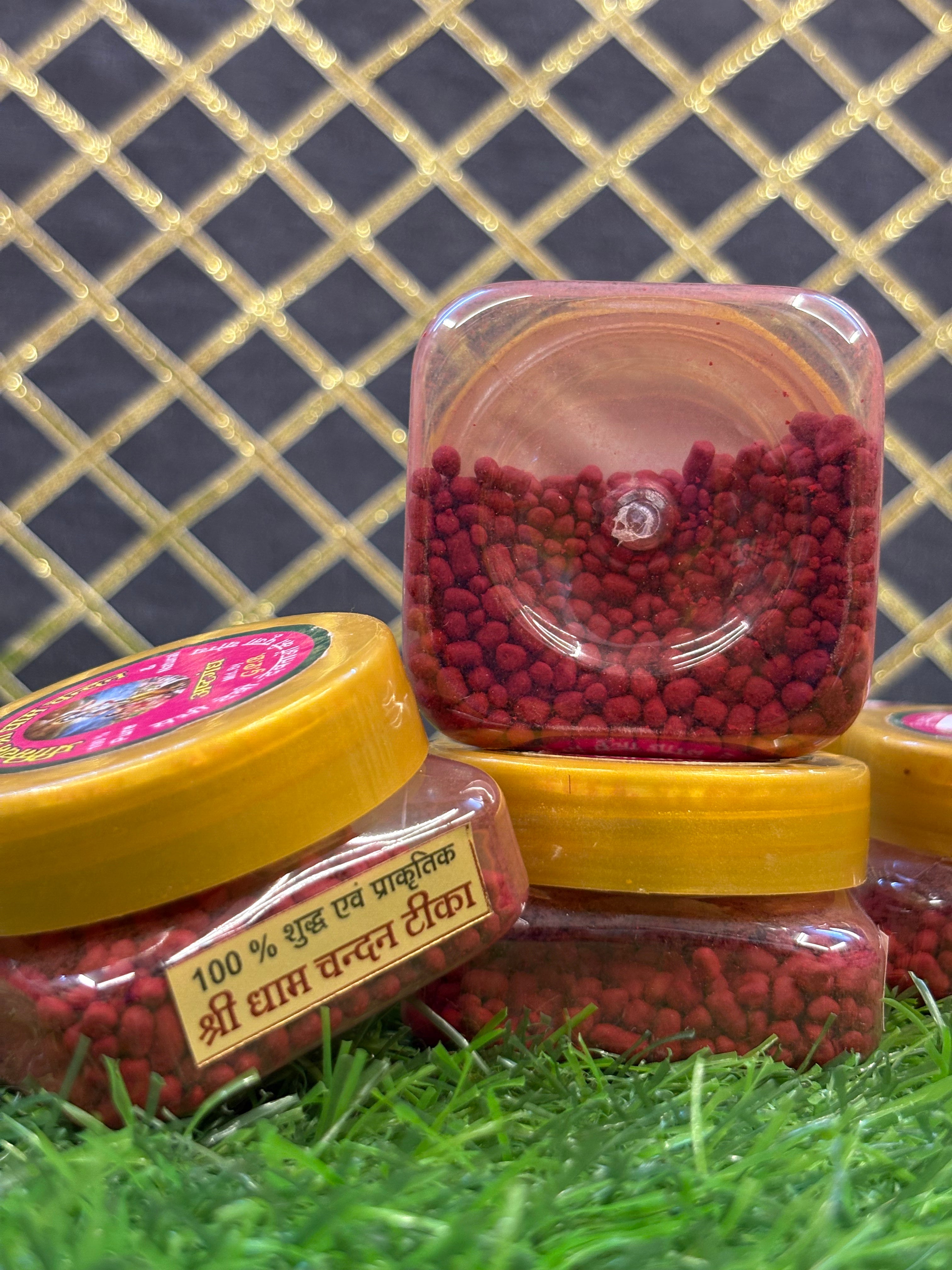 Aastragandh Laal Chandan