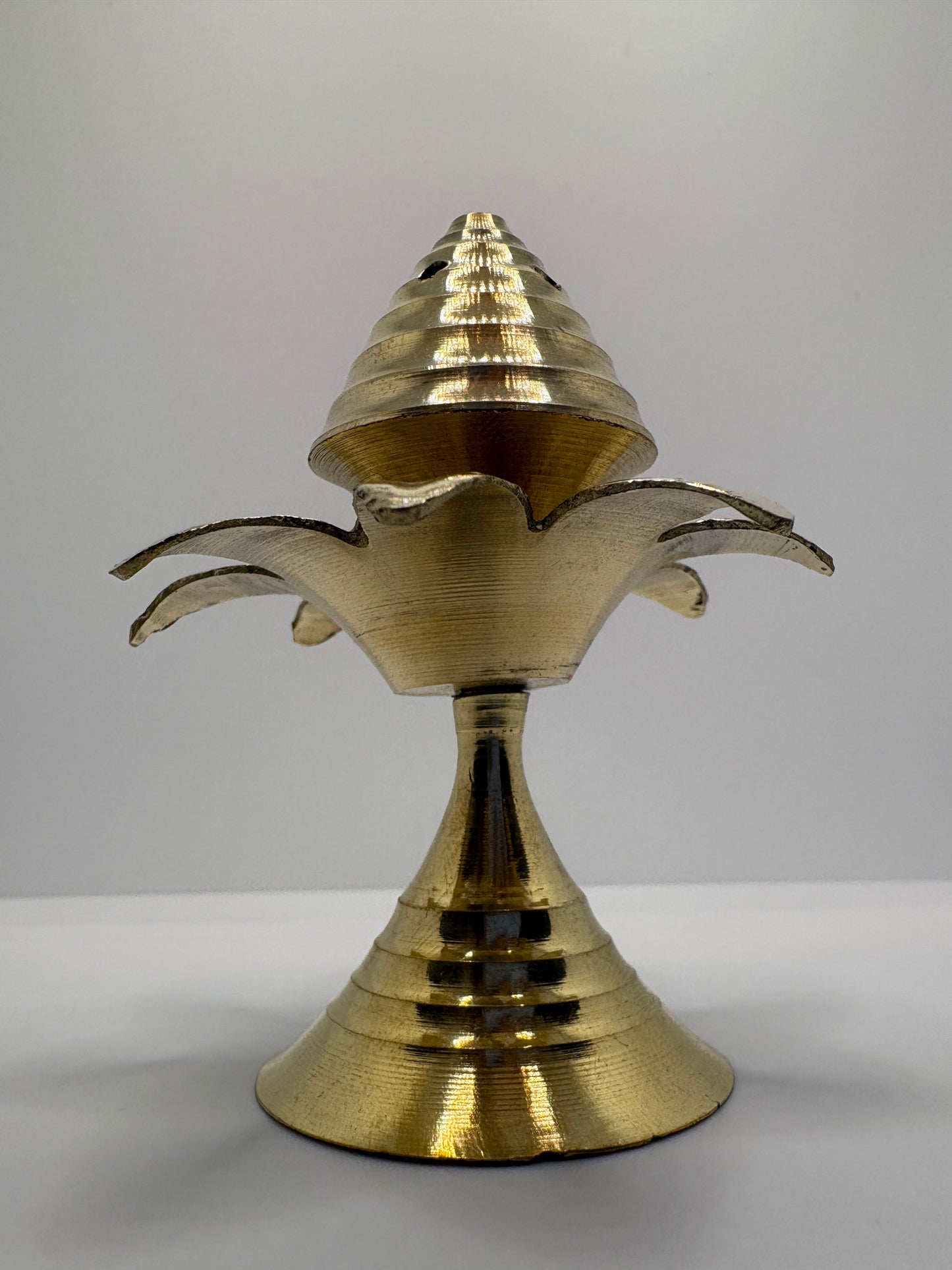 Agarbatti Stand Brass (Petal)