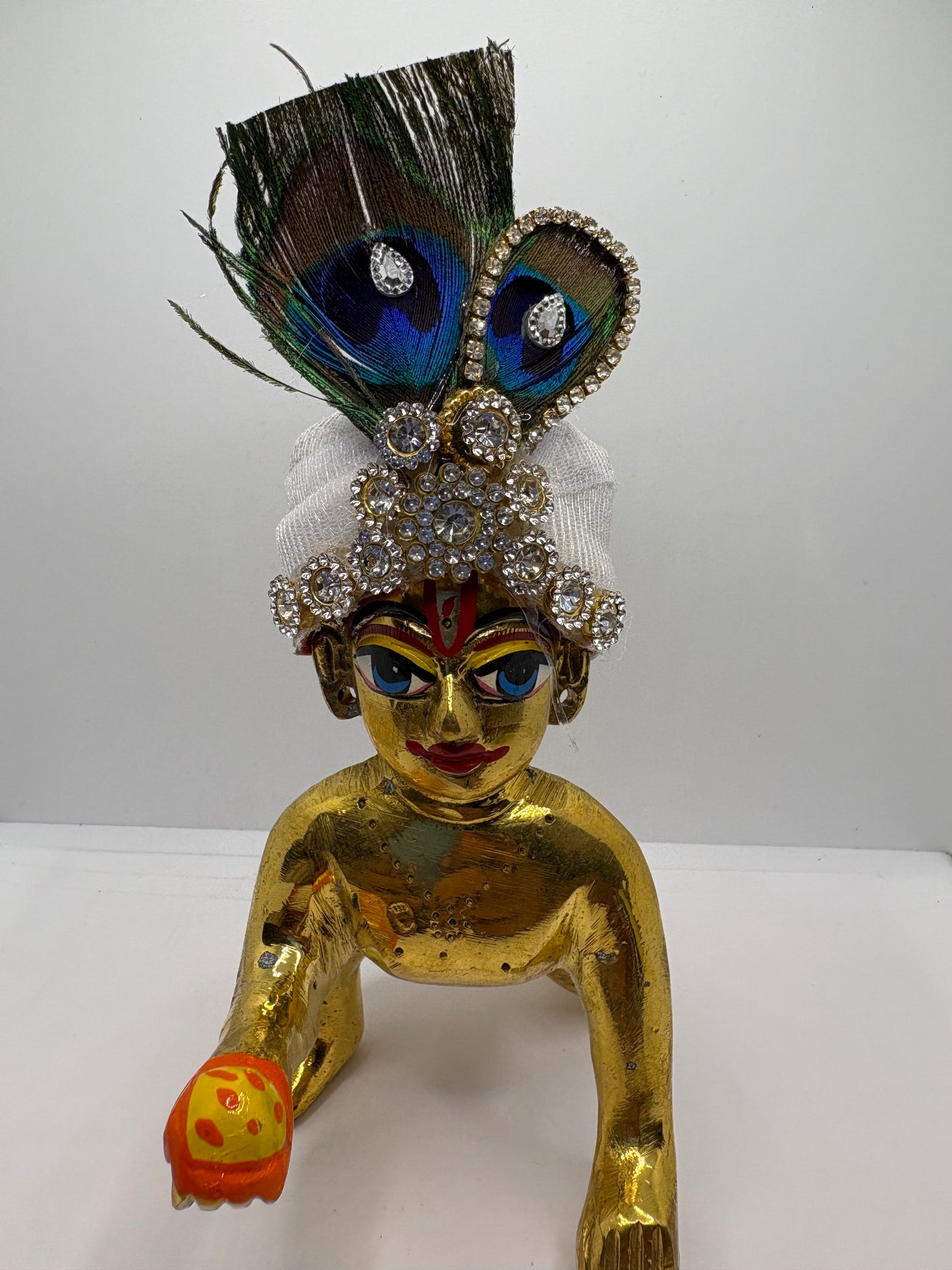 Beautiful Stone Peacock Feather Decorated Mukut