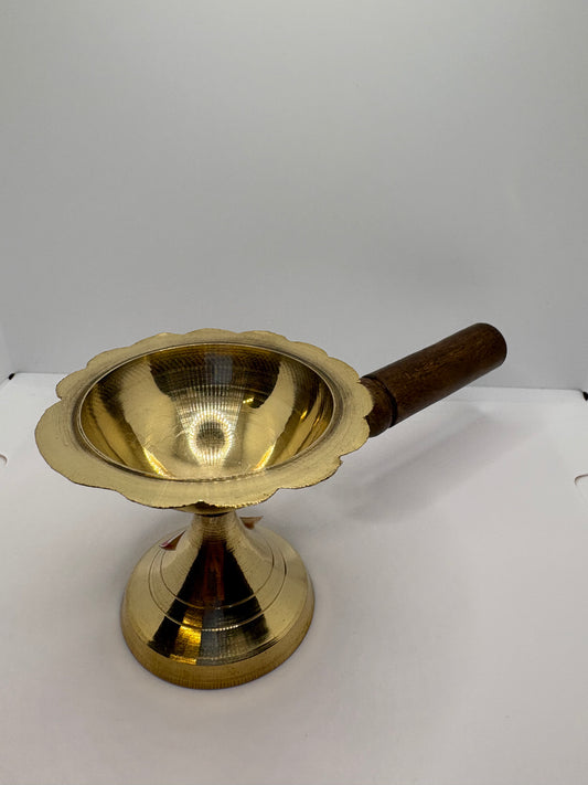 Kapur Dani - Petal (Brass)